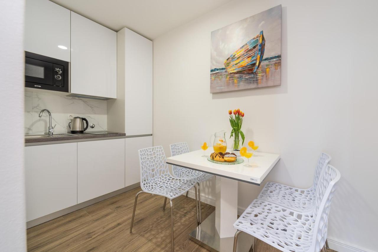 Villa Amore Brela 3*