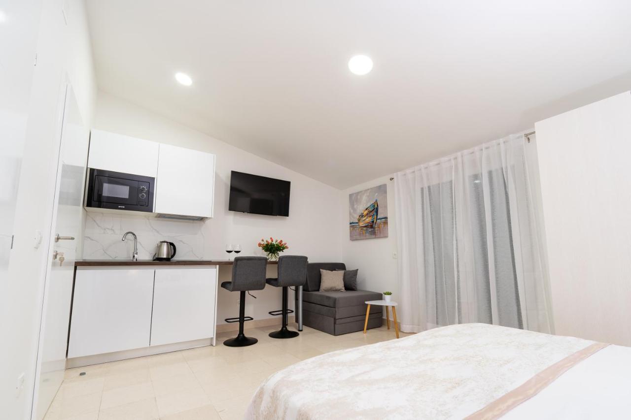 Guest house Villa Amore Brela Brela
