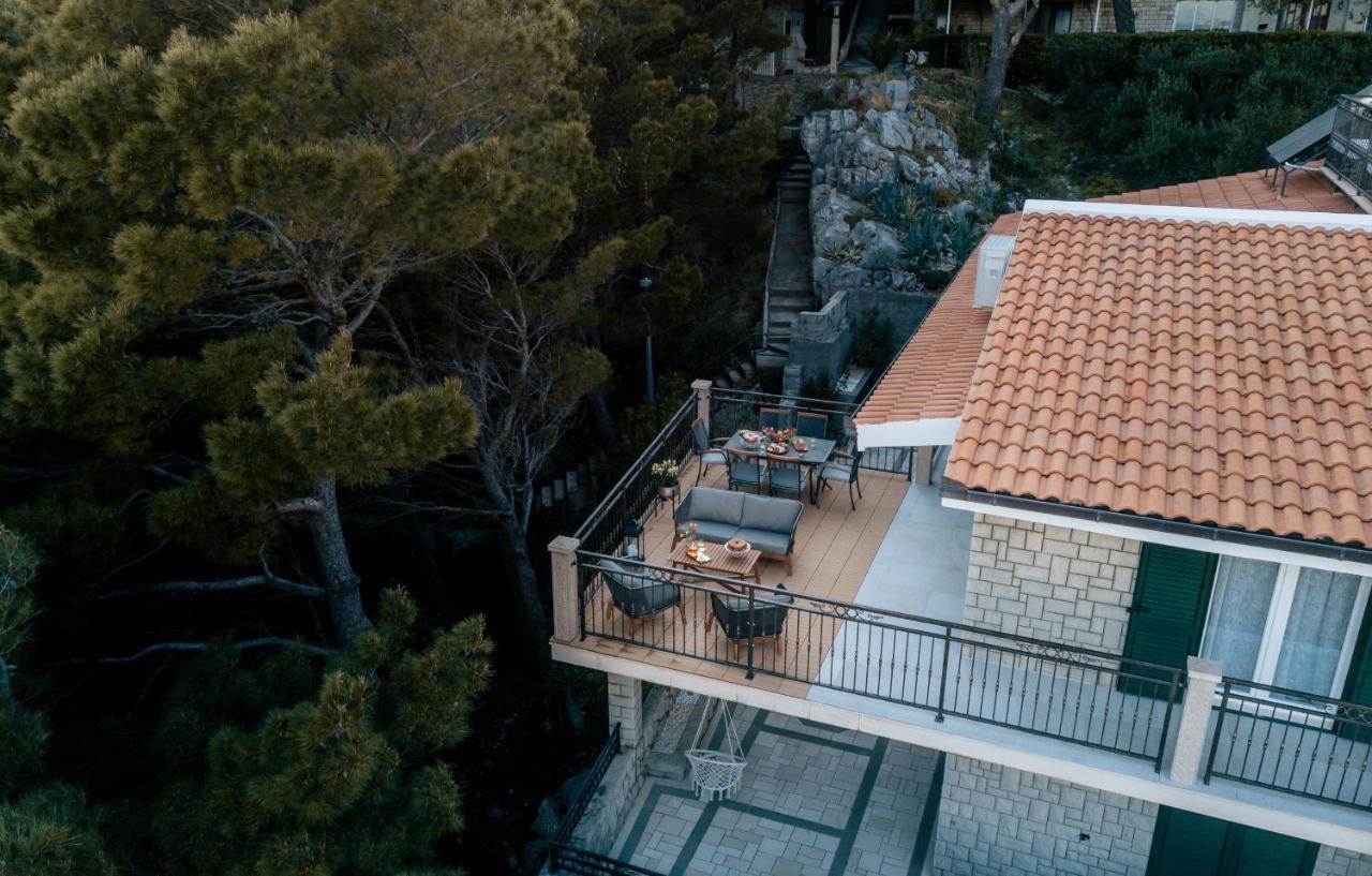 Guest house Villa Amore Brela 3*