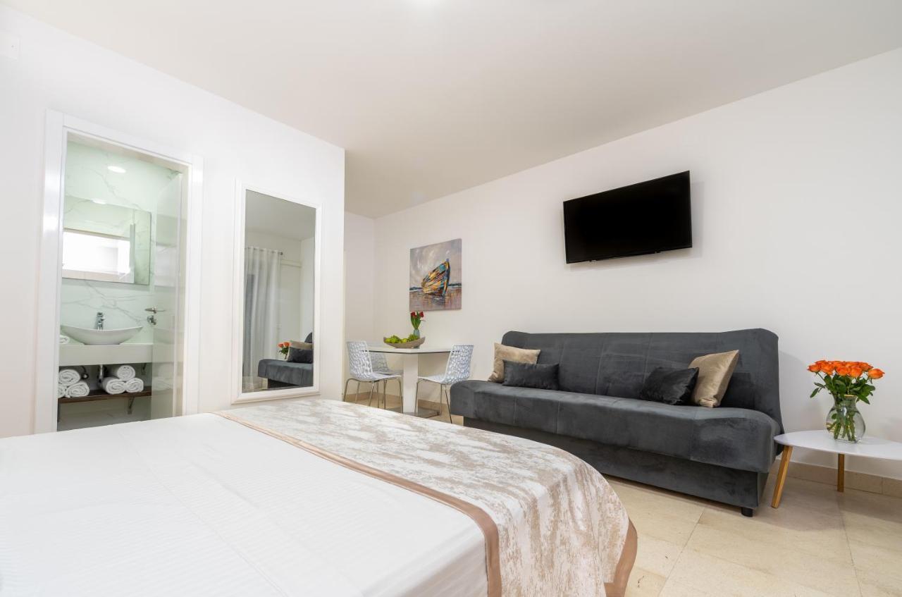 Villa Amore Brela 3*