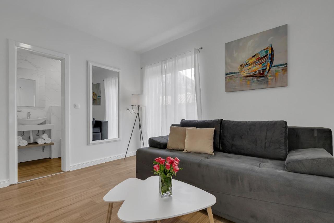Villa Amore Brela 3*